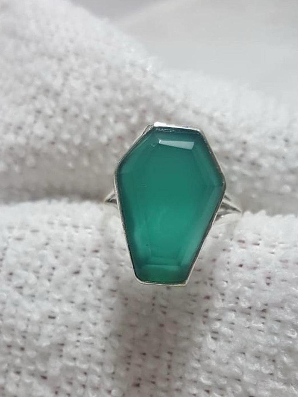 Teal Coffin-Shaped Onyx Gemstone Ring in 925 Silver Style Setting